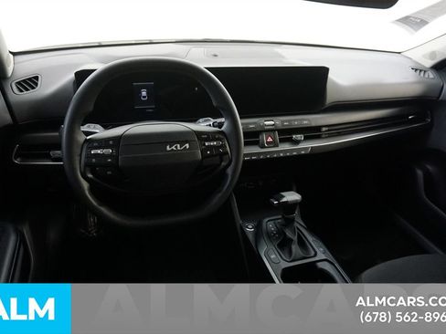 Used 2025 Kia K4 FWD image 17
