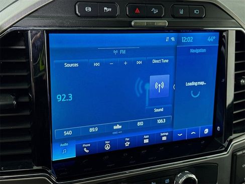 Used 2022 Ford F450 Platinum w/ FX4 Off-Road Package image 7