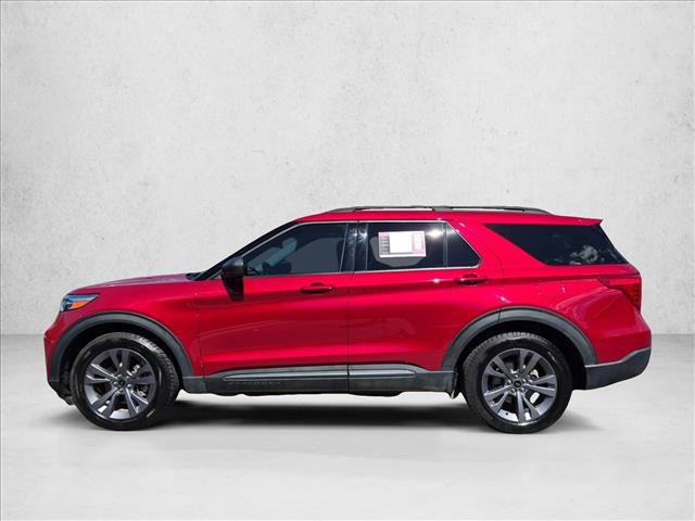 Used 2021 Ford Explorer XLT w/ Equipment Group 202A RWD image 9