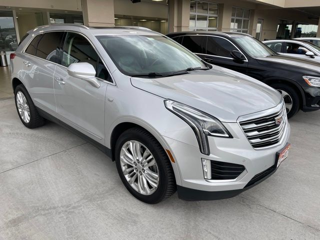 Used 2019 Cadillac XT5 Premium Luxury AWD/4WD image 2