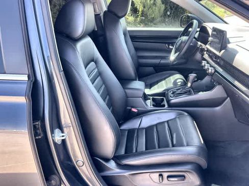 Used 2025 Honda CR-V EX-L image 12