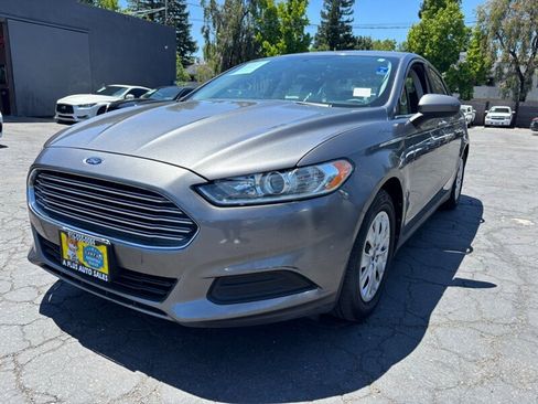 Used 2013 Ford Fusion S FWD image 8