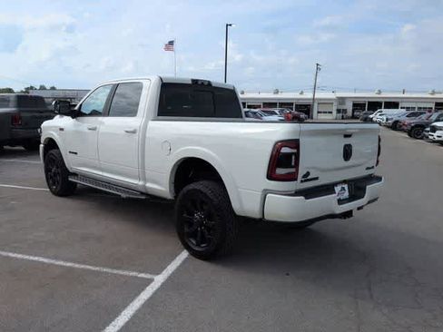 Used 2022 RAM 2500 Laramie w/ Night Edition AWD/4WD image 6
