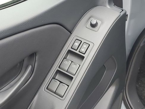 New 2026 Nissan Frontier SV image 9