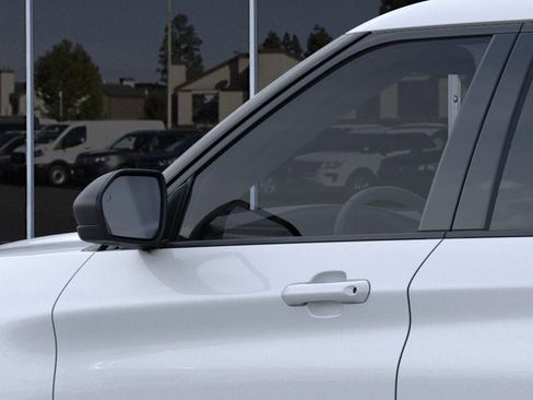 New 2026 Ford Explorer Active w/ Active Comfort Package image 20