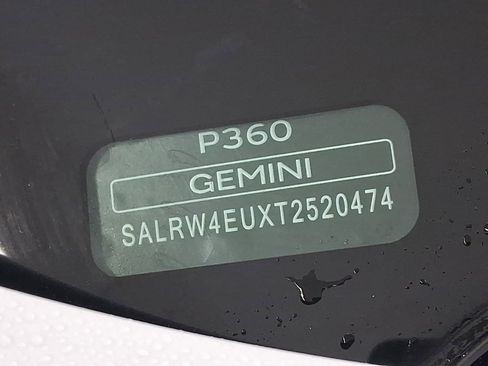 New 2026 Land Rover Discovery Limited Edition image 19