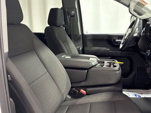 Used 2025 Chevrolet Silverado 2500 Custom w/ Custom Value Package image 26