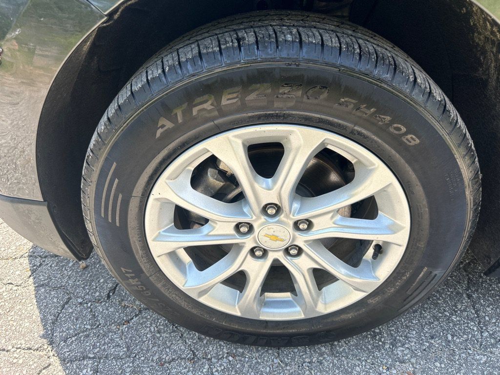 Used 2019 Chevrolet Equinox LT FWD image 23