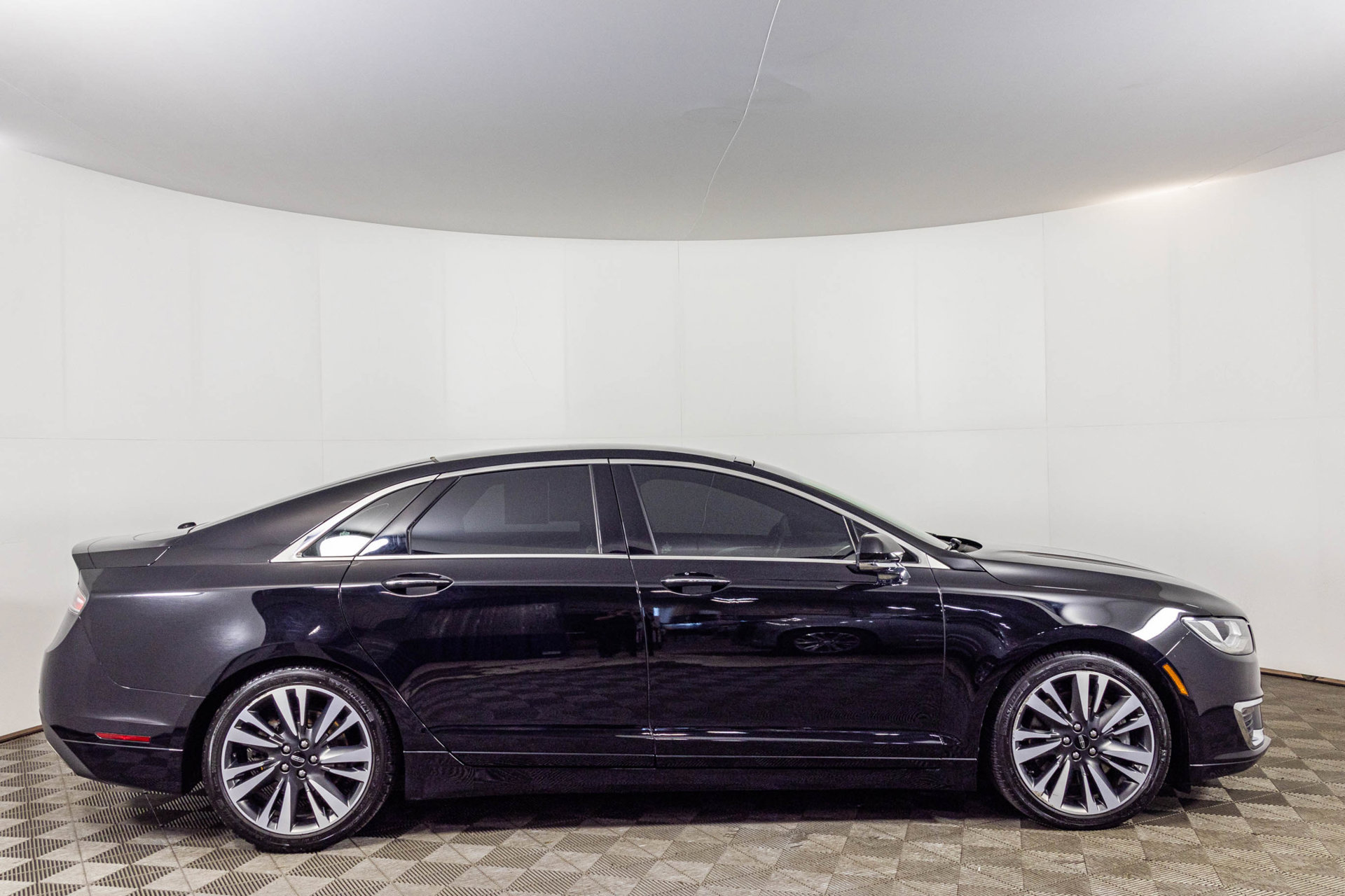 Used 2017 Lincoln MKZ Reserve AWD/4WD image 17