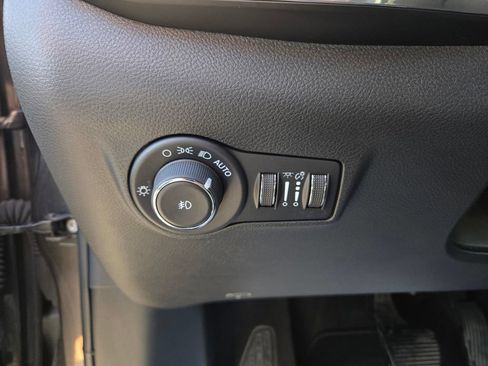 Used 2024 Jeep Compass Limited AWD/4WD image 13