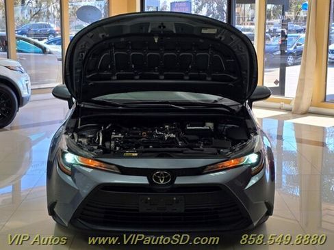Used 2023 Toyota Corolla LE FWD image 9