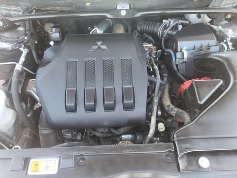 Used 2022 Mitsubishi Eclipse Cross AWD image 23