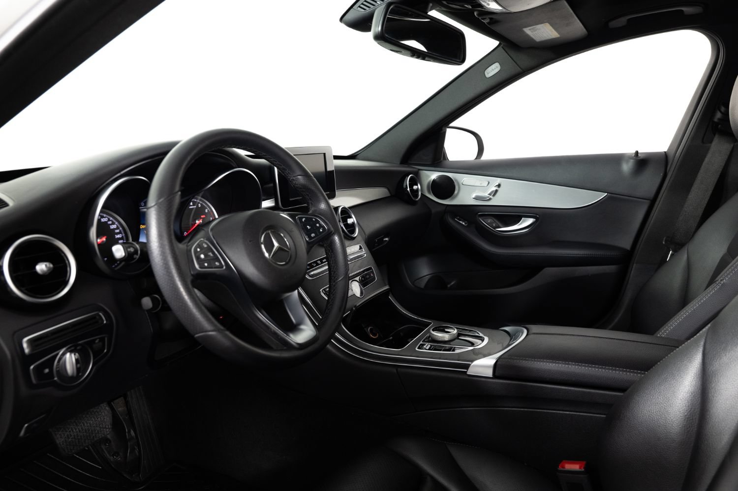 Used 2018 Mercedes-Benz C 300 4MATIC Sedan w/ Premium Package image 13