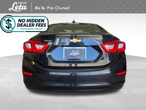 Used 2018 Chevrolet Cruze LS FWD image 5