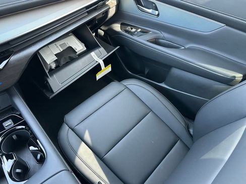 New 2025 Nissan Murano SL image 26