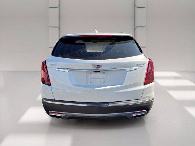 Used 2025 Cadillac XT5 Premium Luxury w/ Technology Package FWD image 3