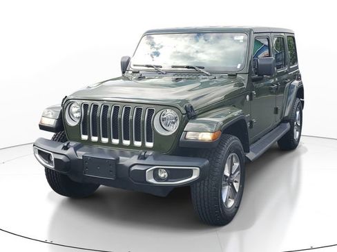 Used 2021 Jeep Wrangler Unlimited Sahara AWD/4WD image 2