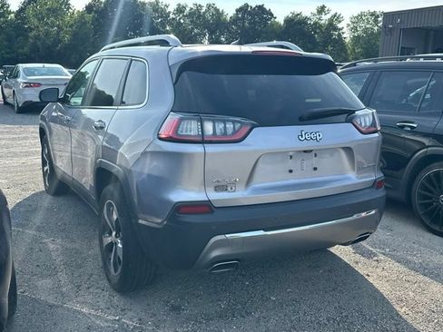 Used 2019 Jeep Cherokee Limited AWD/4WD image 4