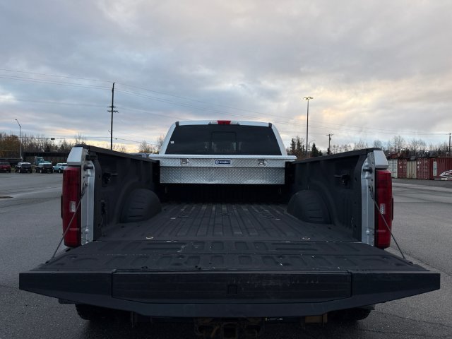 Used 2017 Ford F350 Lariat w/ Lariat Ultimate Package AWD/4WD image 23
