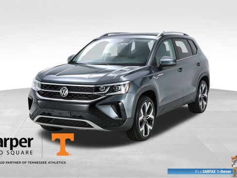 Used 2023 Volkswagen Taos SEL image 1