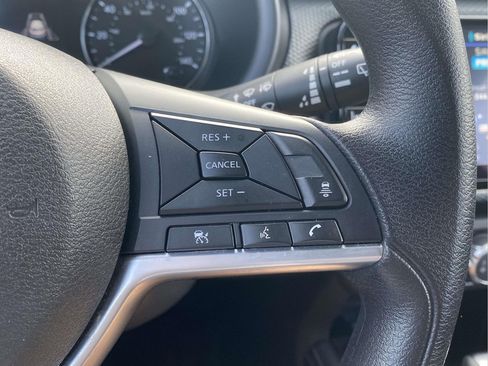 Used 2023 Nissan Kicks SV FWD image 20