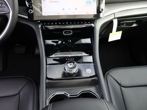New 2026 Jeep Grand Cherokee Limited image 15
