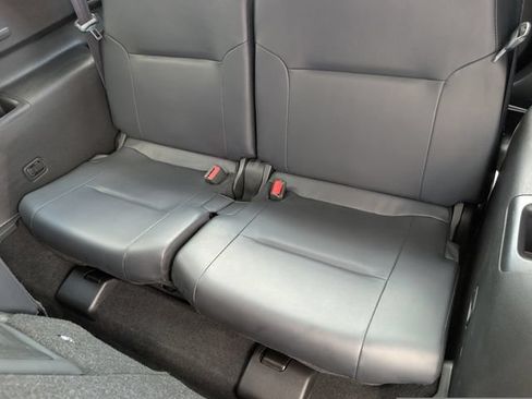 Used 2024 Mitsubishi Outlander SE FWD image 31
