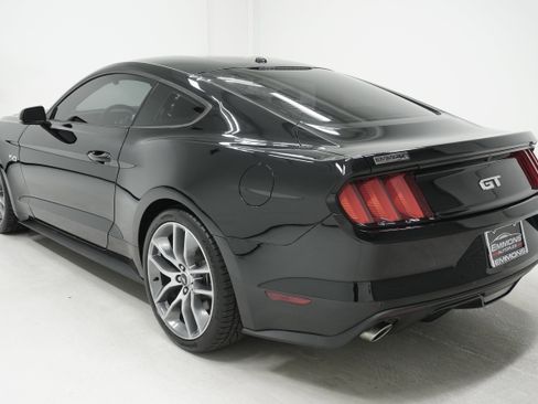 Used 2017 Ford Mustang GT Premium w/ Equipment Group 401A RWD image 6