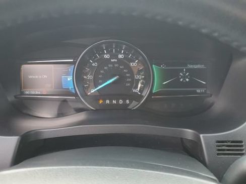 Used 2019 Ford Explorer XLT w/ Equipment Group 202A AWD/4WD image 12