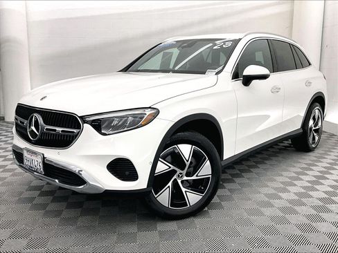 Certified 2023 Mercedes-Benz GLC 300 image 13