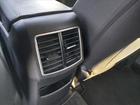 Used 2023 Kia Sportage LX FWD image 13