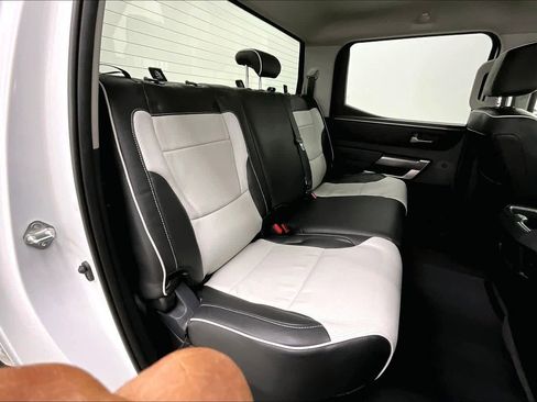 Used 2022 Toyota Tundra SR5 image 19