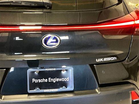 Used 2019 Lexus UX 250h image 33