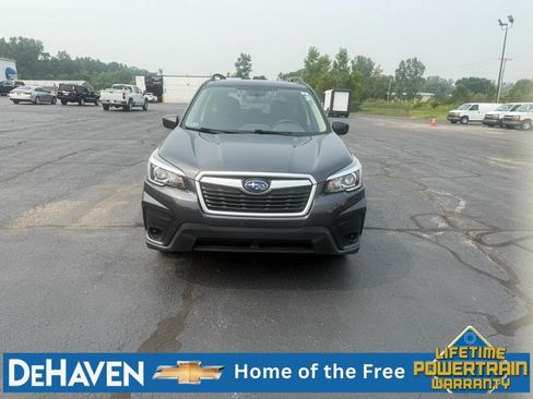 Used 2019 Subaru Forester Premium AWD/4WD image 9
