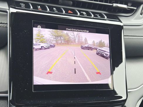 New 2026 Jeep Grand Cherokee Laredo X image 23