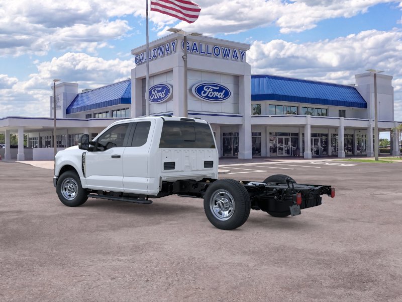 New 2025 Ford F350 XL w/ XL Chrome Package RWD image 4