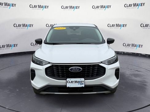 Used 2025 Ford Escape Active AWD/4WD image 8