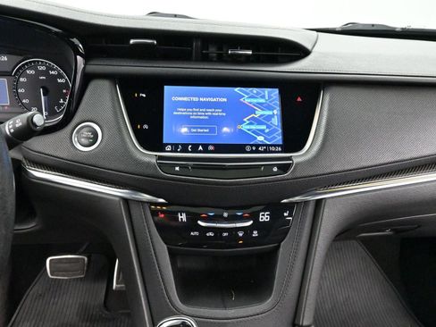 Used 2022 Cadillac XT5 Sportv w/ LPO, Floor Liner Package image 23