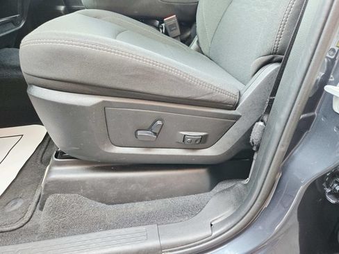 Certified 2026 RAM 2500 Big Horn AWD/4WD image 35