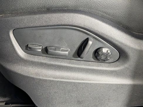 Certified 2024 Porsche Cayenne AWD/4WD image 26