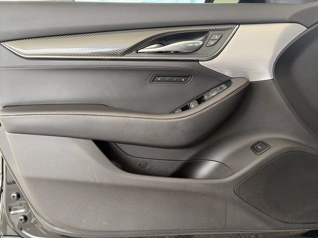 Used 2023 Cadillac CT5 V w/ Premium Package RWD image 22