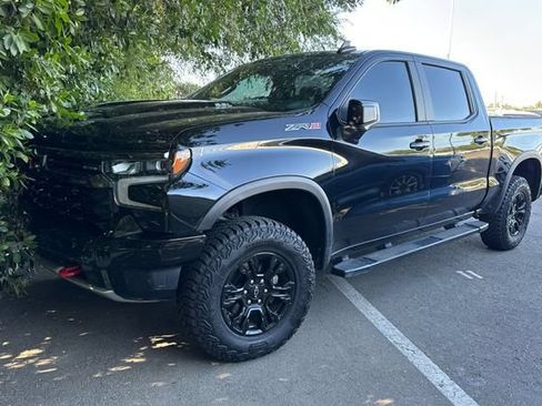 Used 2022 Chevrolet Silverado 1500 ZR2 w/ Technology Package AWD/4WD image 7