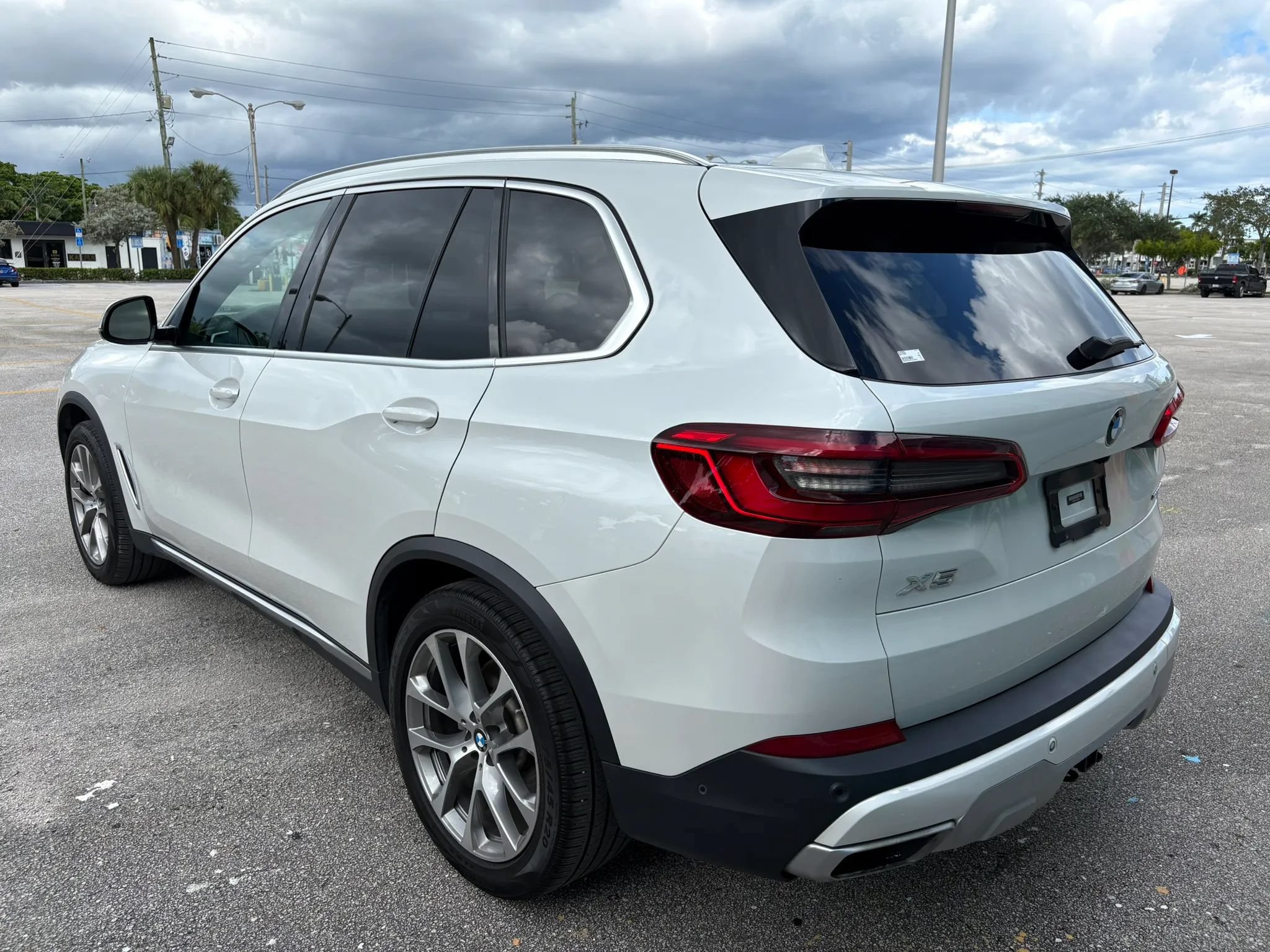 Used 2019 BMW X5 xDrive40i w/ Premium Package AWD/4WD image 9