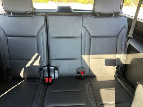 Used 2025 GMC Yukon XL Denali w/ Sun & Power Step Package AWD/4WD image 22