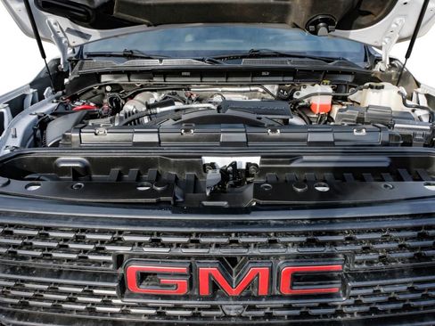 Used 2022 GMC Sierra 2500 Denali w/ Denali Ultimate Package image 56