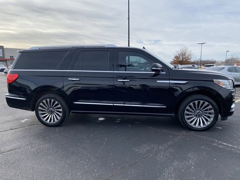 Used 2019 Lincoln Navigator L Reserve image 9
