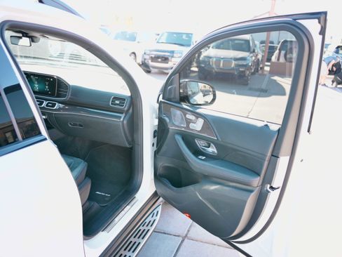 Used 2021 Mercedes-Benz GLE 53 AMG GLE 53 4MATIC SPORT UTILITY 4D image 22