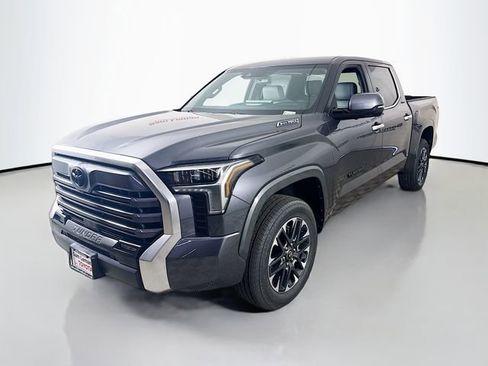 New 2026 Toyota Tundra Limited AWD/4WD image 3