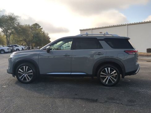 Certified 2024 Nissan Pathfinder Platinum w/ Cargo Package image 6