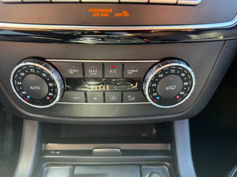 Used 2017 Mercedes-Benz GLE 350 4MATIC w/ Premium 1 Package image 19